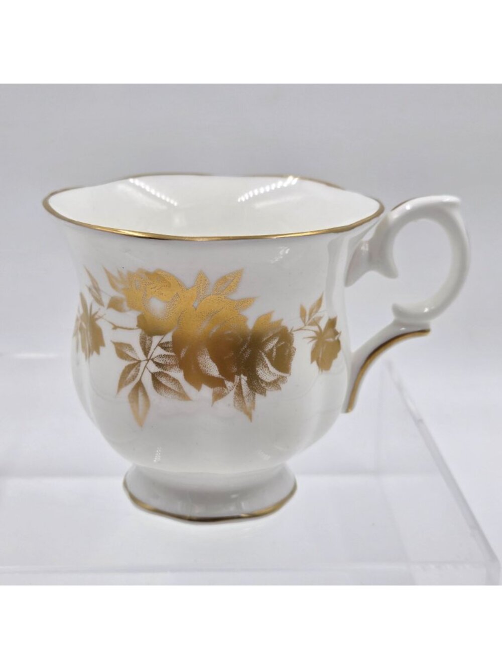 Crown Staffordshire Tea Cups and Saucer Gold Flower on White Bone China - Picture 5 of 11